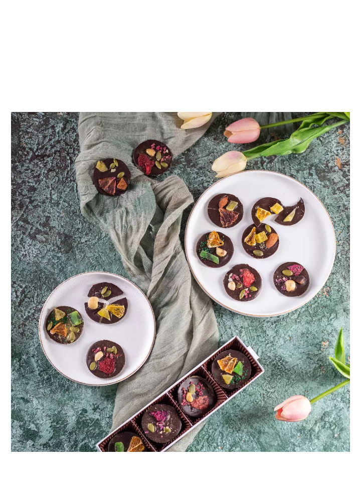 Dream Dark Chocolate Mendiants With Nuts and Dried Fruits 100g